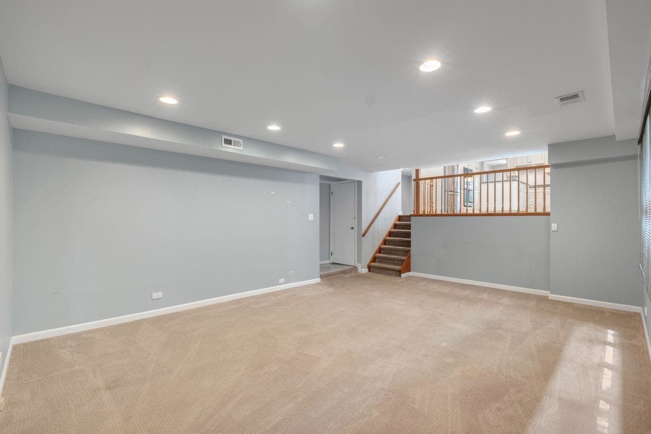 9143 Dr Korczak Terrace, Skokie, IL 60076