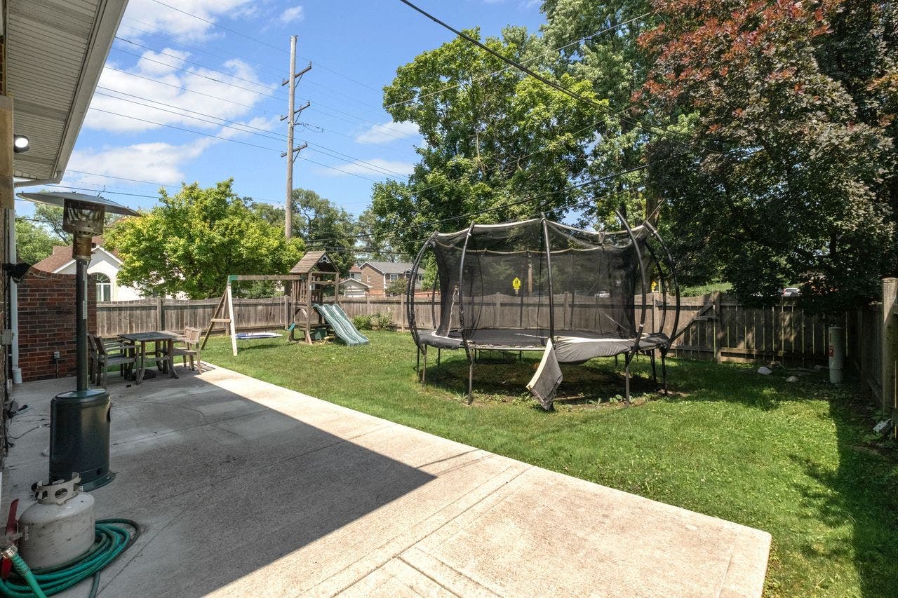 9143 Dr Korczak Terrace, Skokie, IL 60076