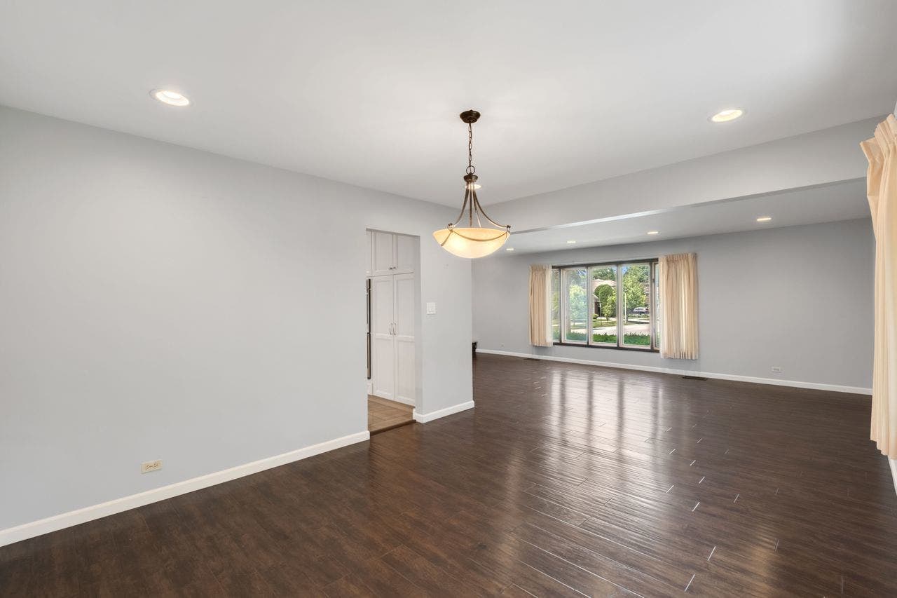 9143 Dr Korczak Terrace, Skokie, IL 60076