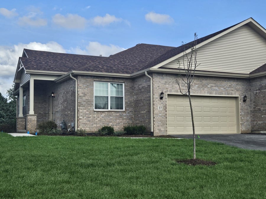 Property photo for 37 Apollo Court, Tinley Park, IL