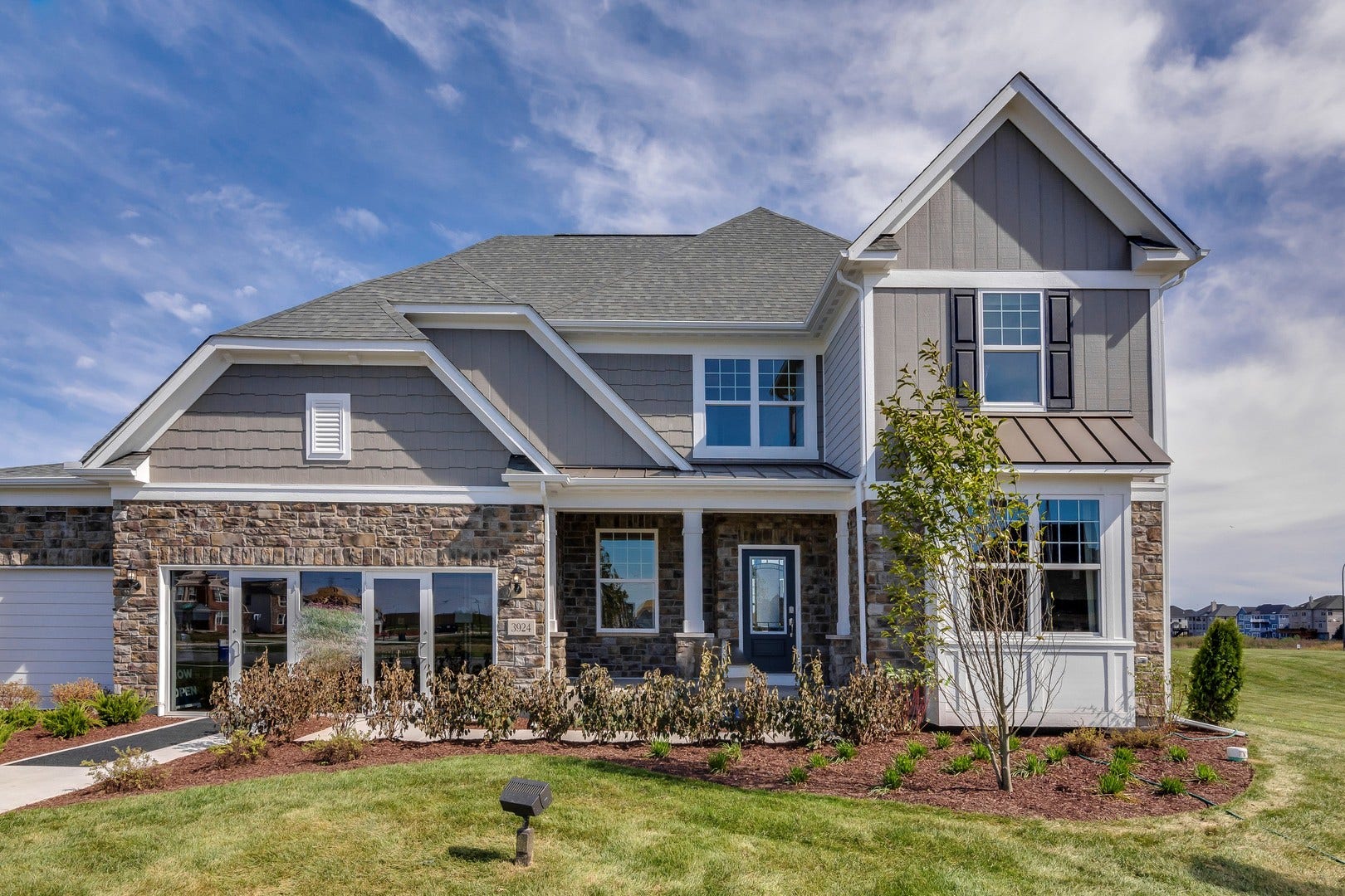 1805 Lewis Drive, Deerfield, IL 60015 1805 Lewis Drive, Deerfield, IL 60015