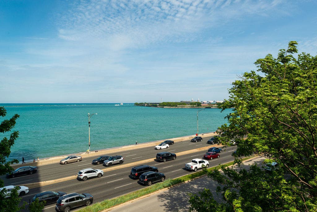840 N LAKE SHORE Drive, #401-402, Chicago, IL 60611 840 N LAKE SHORE Drive, #401-402, Chicago, IL 60611