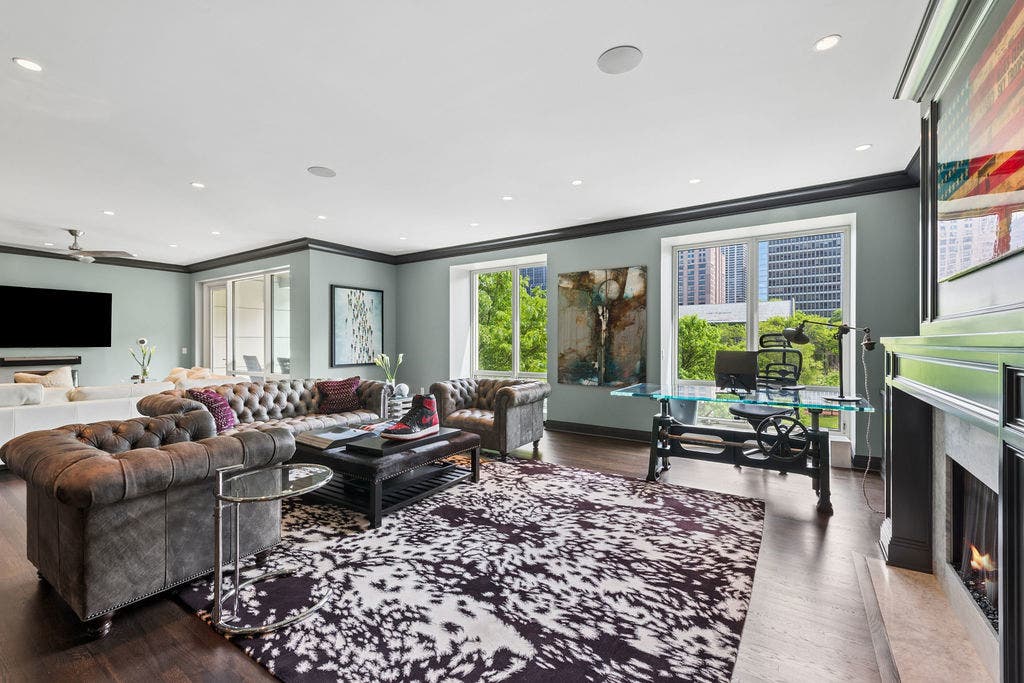 840 N LAKE SHORE Drive, #401-402, Chicago, IL 60611 840 N LAKE SHORE Drive, #401-402, Chicago, IL 60611