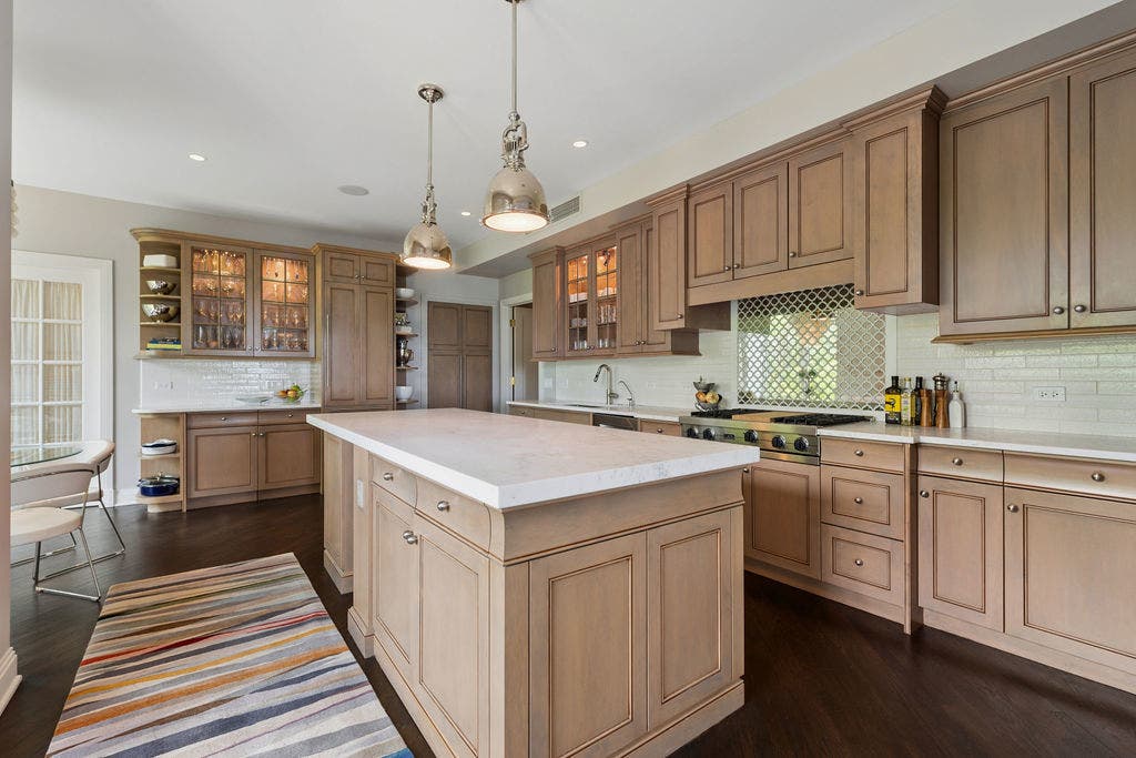 840 N LAKE SHORE Drive, #401-402, Chicago, IL 60611 840 N LAKE SHORE Drive, #401-402, Chicago, IL 60611
