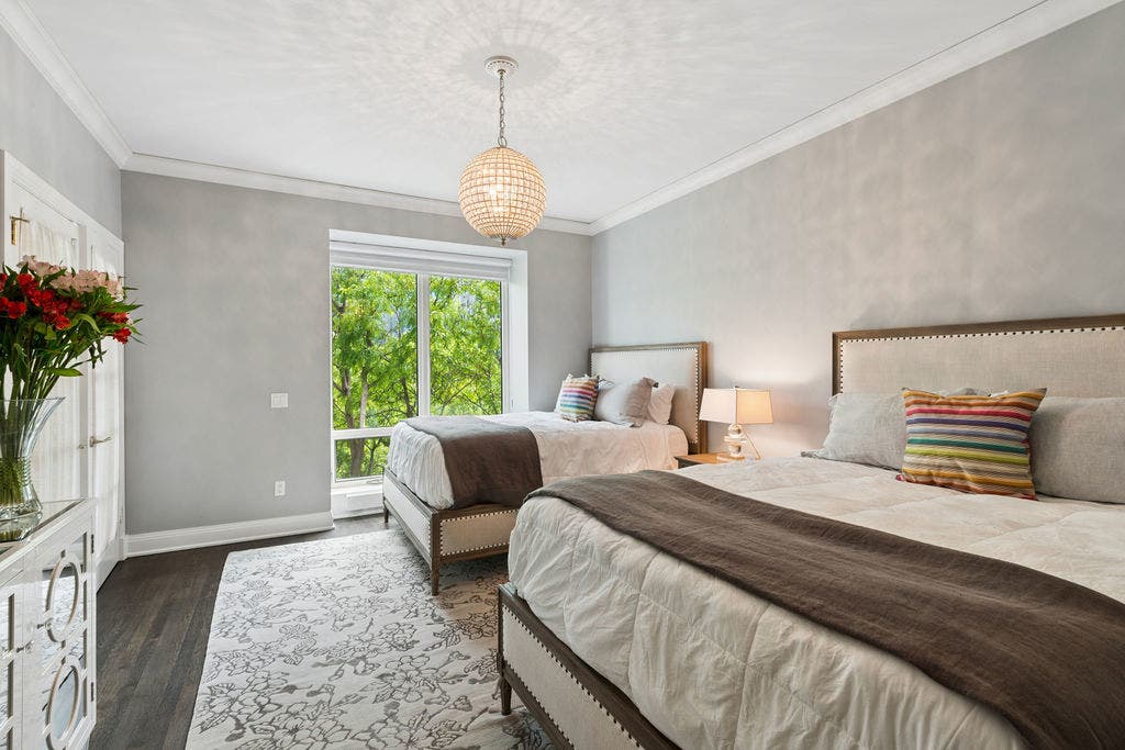 840 N LAKE SHORE Drive, #401-402, Chicago, IL 60611 840 N LAKE SHORE Drive, #401-402, Chicago, IL 60611