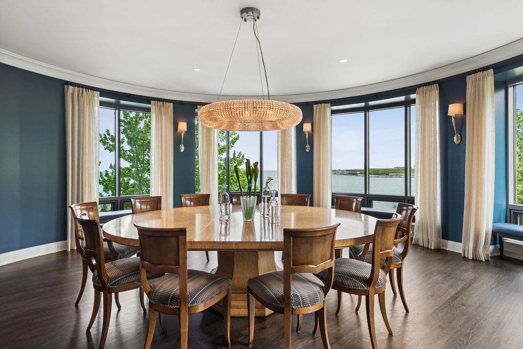 840 N LAKE SHORE Drive, #401-402, Chicago, IL 60611 840 N LAKE SHORE Drive, #401-402, Chicago, IL 60611