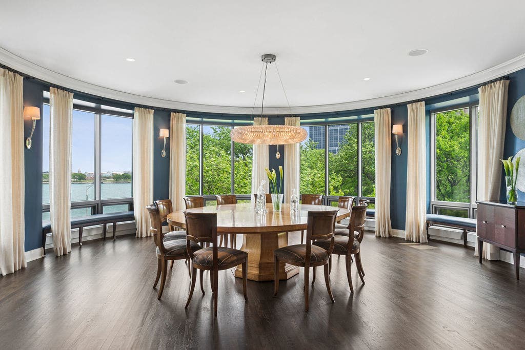 840 N LAKE SHORE Drive, #401-402, Chicago, IL 60611 840 N LAKE SHORE Drive, #401-402, Chicago, IL 60611