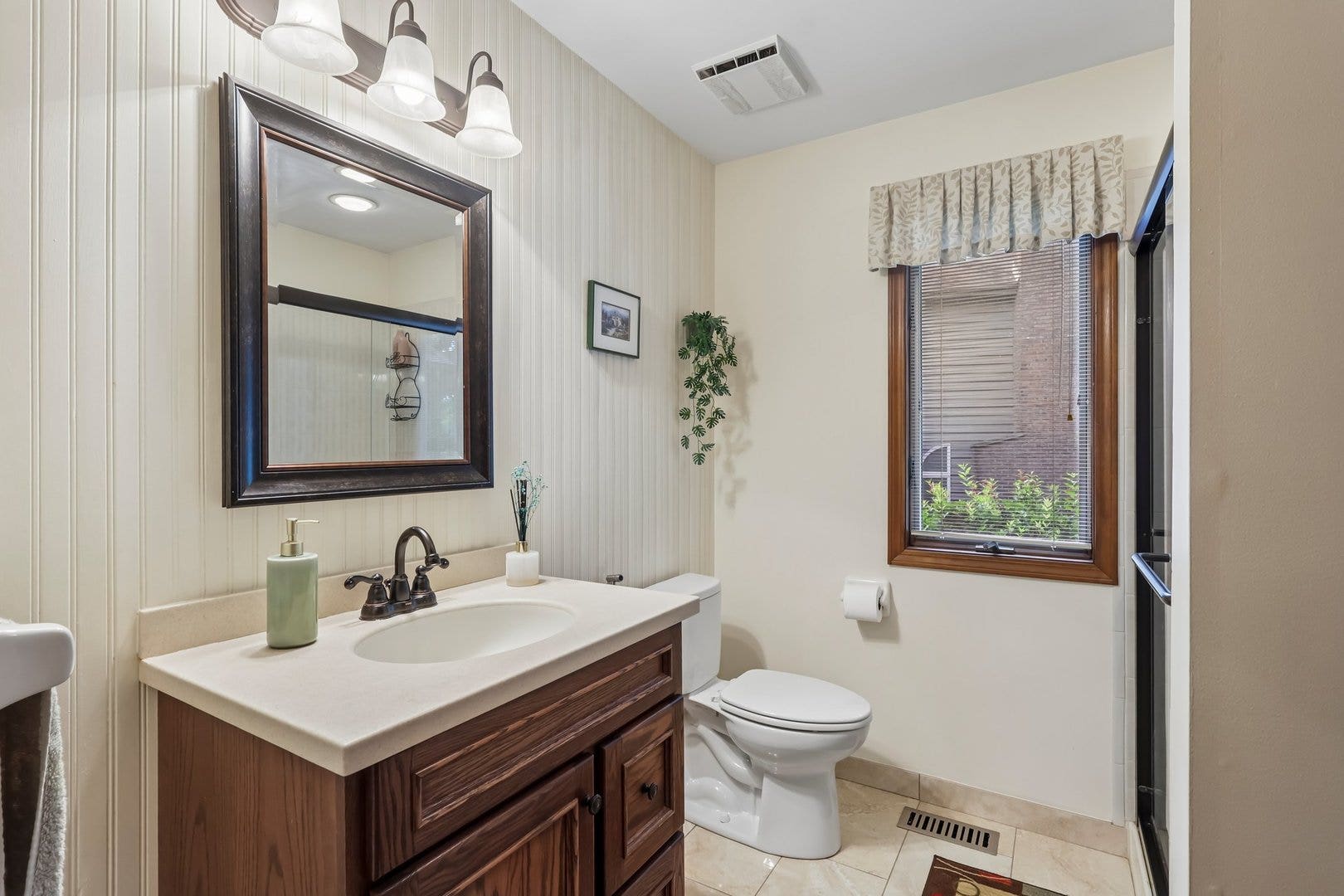 1504 Greenlake Drive, Aurora, IL 60502 1504 Greenlake Drive, Aurora, IL 60502