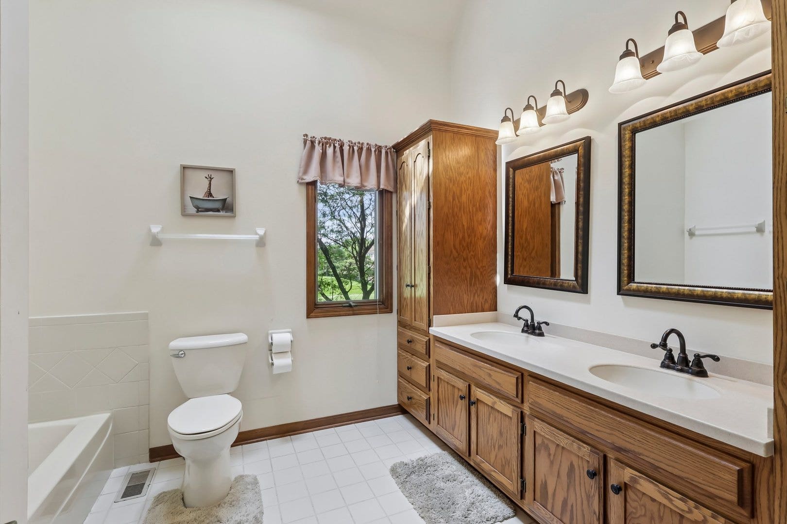 1504 Greenlake Drive, Aurora, IL 60502 1504 Greenlake Drive, Aurora, IL 60502