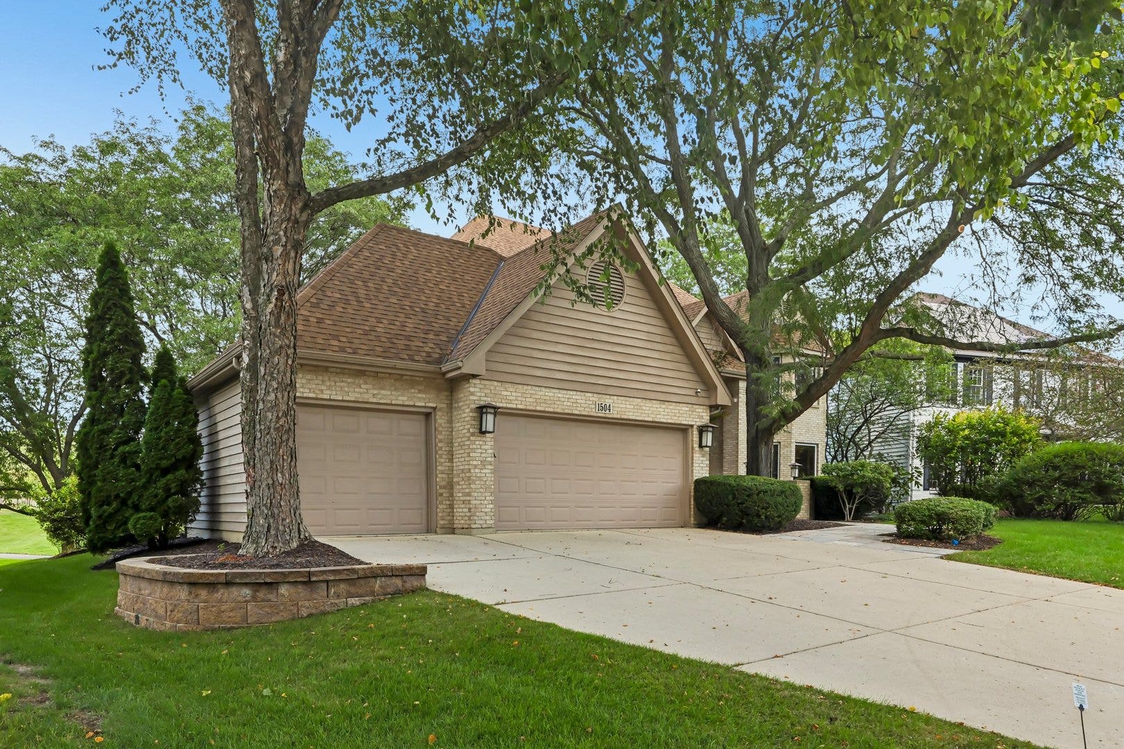 1504 Greenlake Drive, Aurora, IL 60502 1504 Greenlake Drive, Aurora, IL 60502