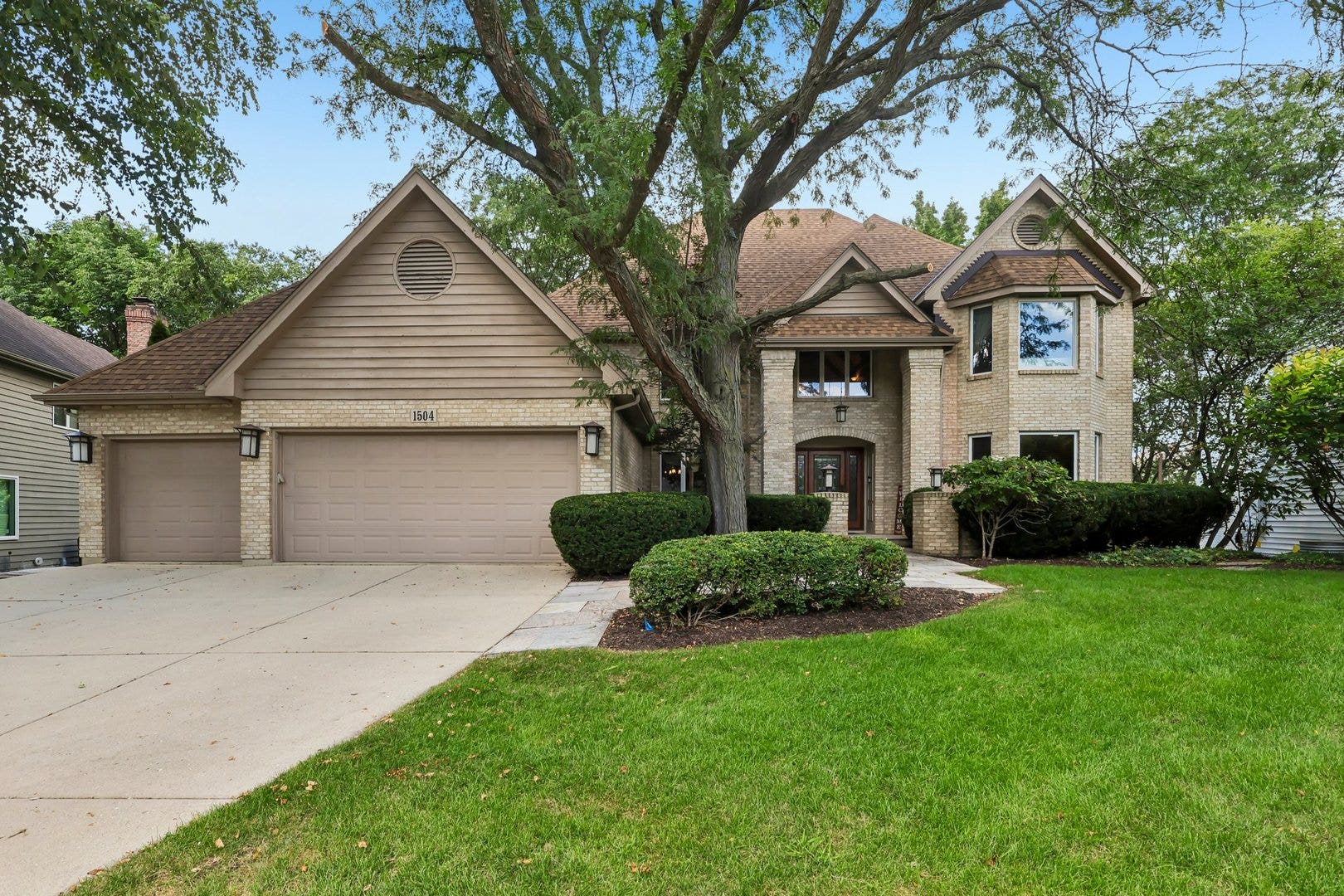 1504 Greenlake Drive, Aurora, IL 60502 1504 Greenlake Drive, Aurora, IL 60502