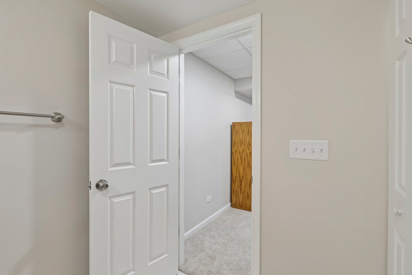 1504 Greenlake Drive, Aurora, IL 60502 1504 Greenlake Drive, Aurora, IL 60502