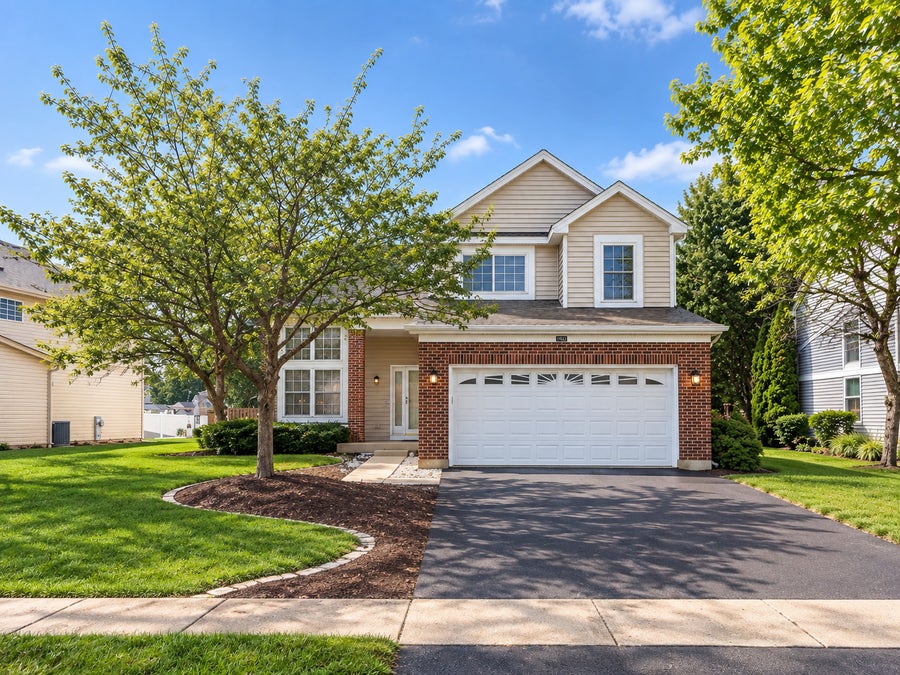 Property photo for 1463 NEWCASTLE Lane, Bartlett, IL
