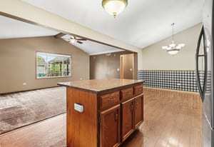 6810 Hadrian Drive, Joliet, IL 60431 6810 Hadrian Drive, Joliet, IL 60431
