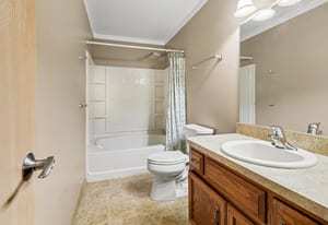 6810 Hadrian Drive, Joliet, IL 60431 6810 Hadrian Drive, Joliet, IL 60431