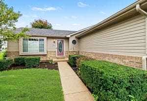 6810 Hadrian Drive, Joliet, IL 60431 6810 Hadrian Drive, Joliet, IL 60431