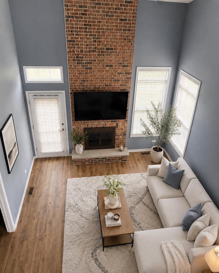 1121 Loganbury Court, Elgin, IL 60120 1121 Loganbury Court, Elgin, IL 60120