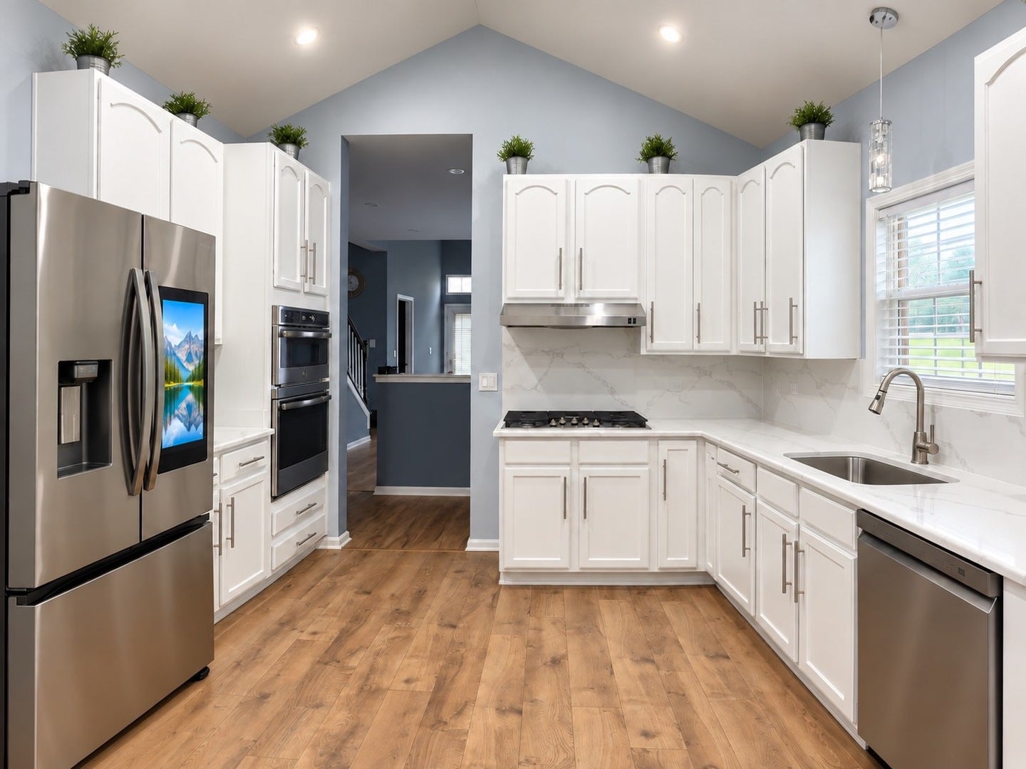 1121 Loganbury Court, Elgin, IL 60120 1121 Loganbury Court, Elgin, IL 60120