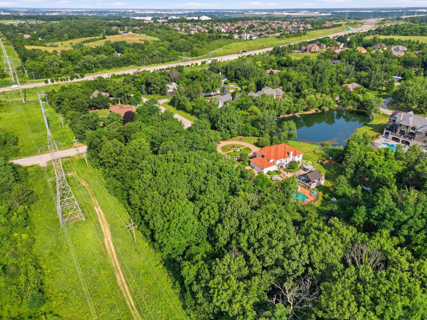 1365 Gordon Lane, Lemont, IL 60439 1365 Gordon Lane, Lemont, IL 60439