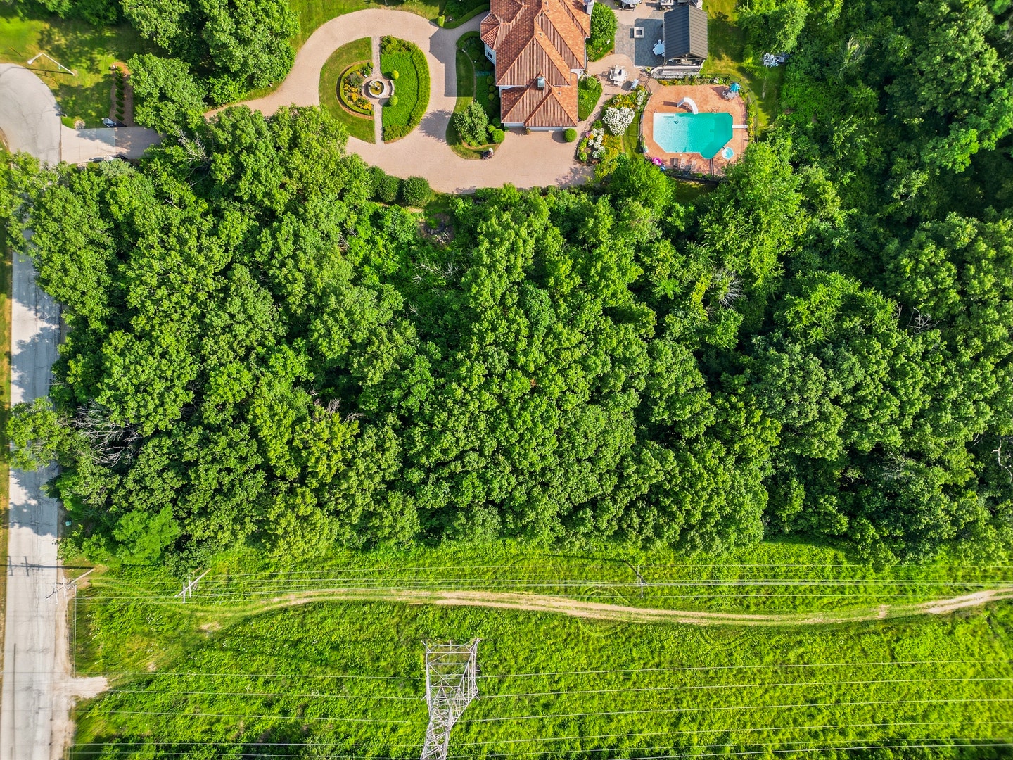 1365 Gordon Lane, Lemont, IL 60439 1365 Gordon Lane, Lemont, IL 60439