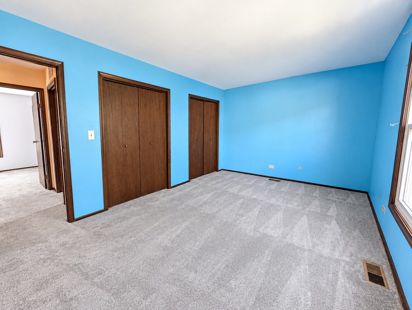129 Newport Drive, Bolingbrook, IL 60440 129 Newport Drive, Bolingbrook, IL 60440