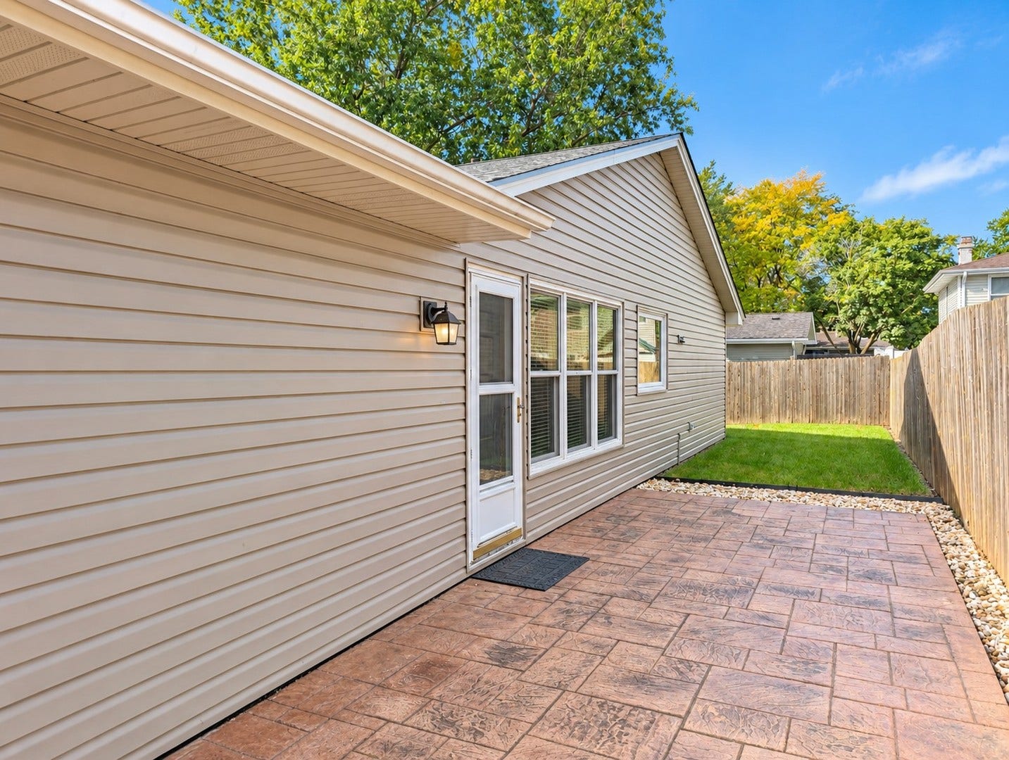 129 Newport Drive, Bolingbrook, IL 60440 129 Newport Drive, Bolingbrook, IL 60440