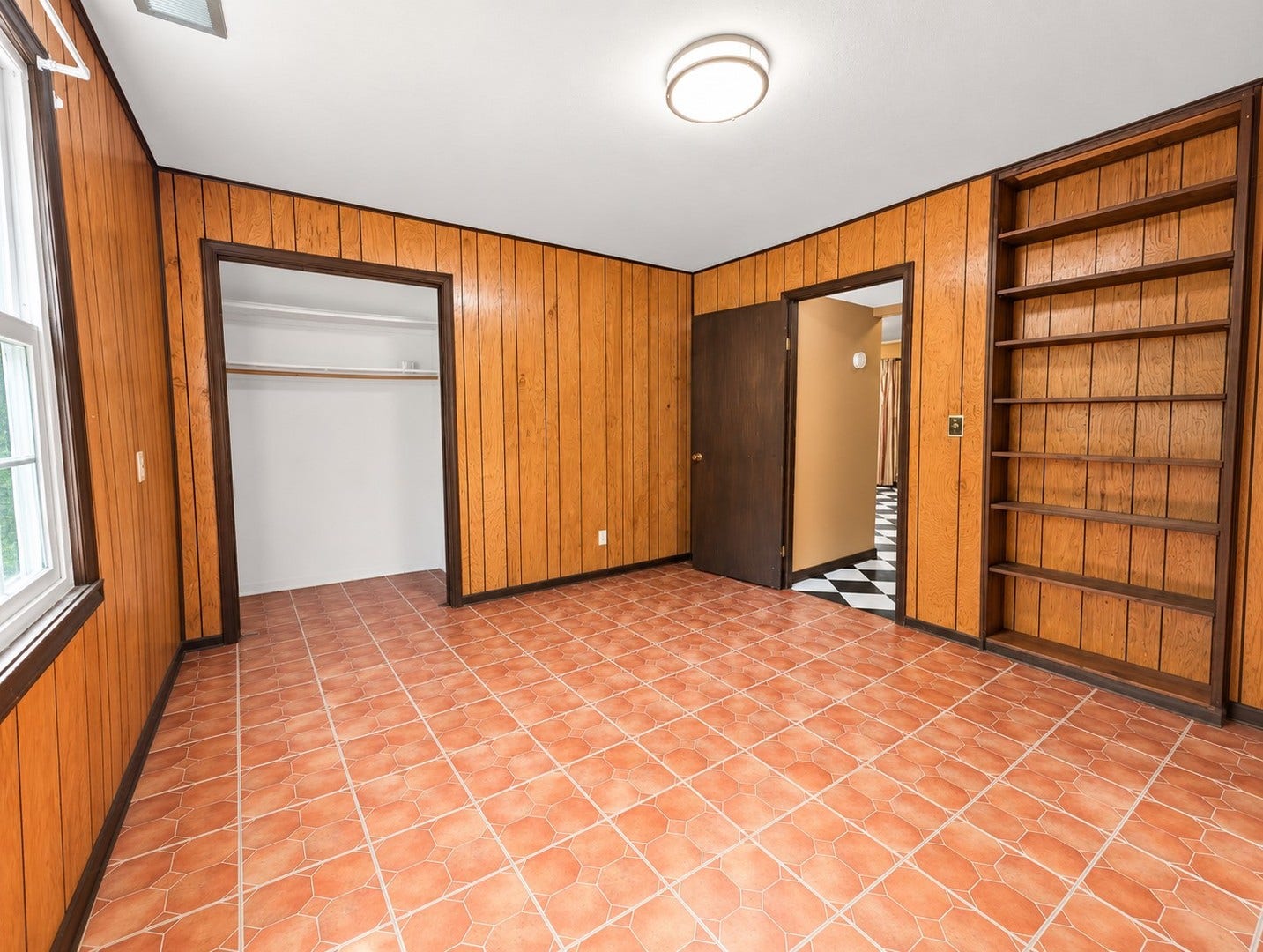 129 Newport Drive, Bolingbrook, IL 60440 129 Newport Drive, Bolingbrook, IL 60440