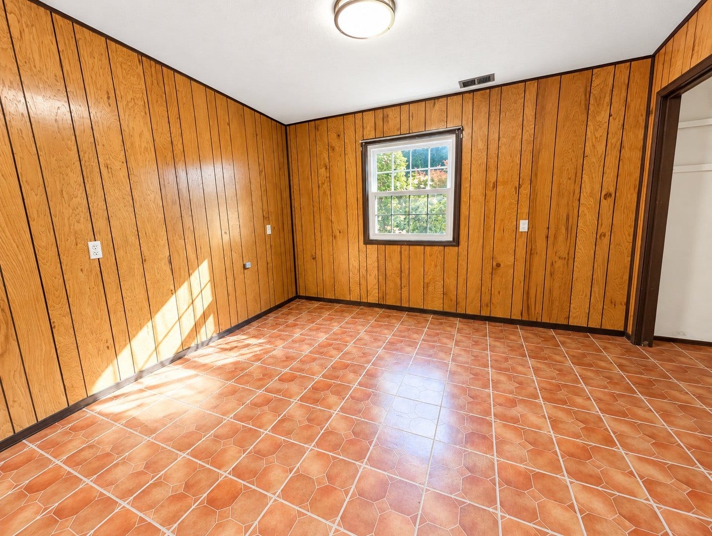 129 Newport Drive, Bolingbrook, IL 60440 129 Newport Drive, Bolingbrook, IL 60440