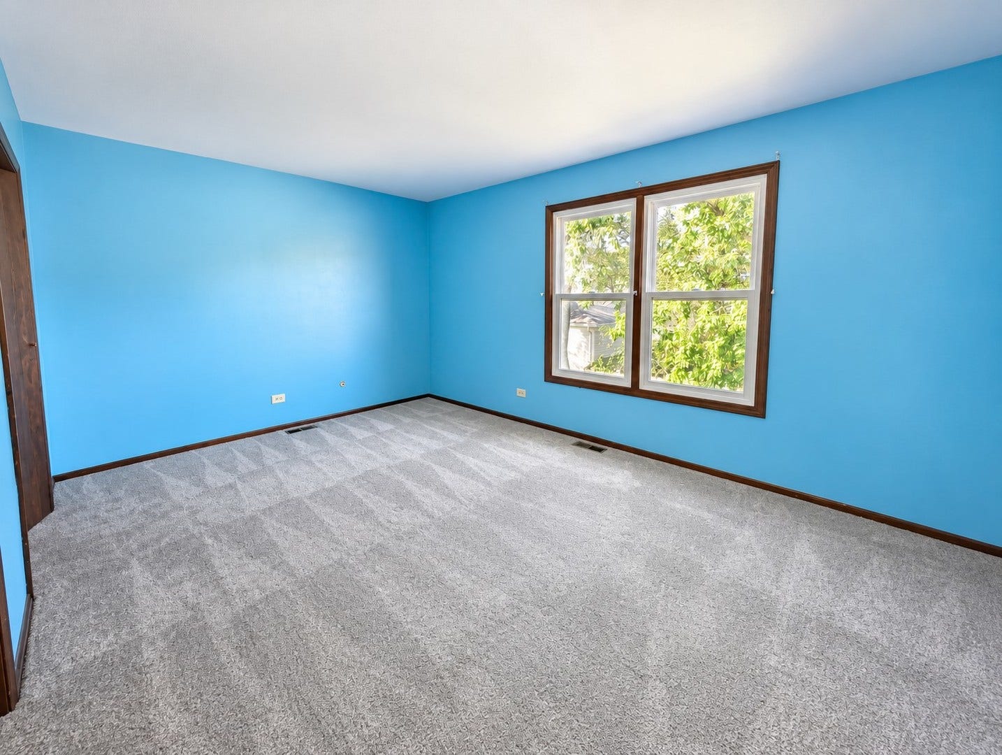 129 Newport Drive, Bolingbrook, IL 60440 129 Newport Drive, Bolingbrook, IL 60440