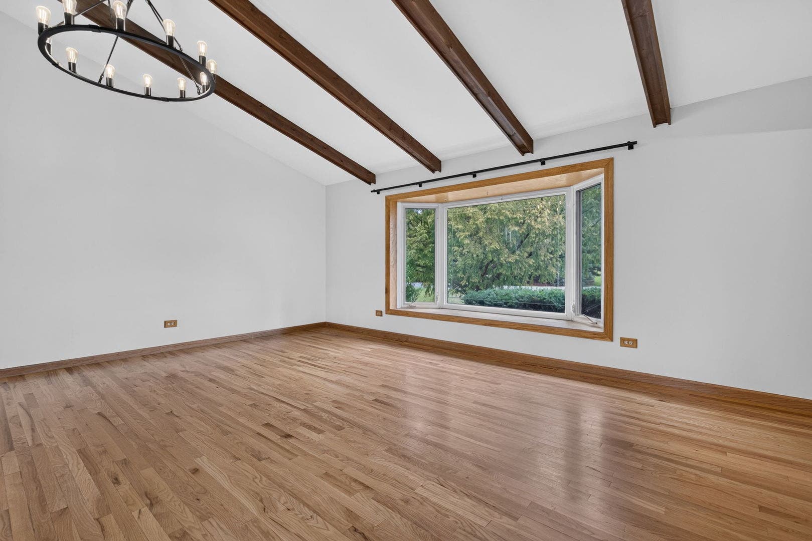 29W055 Schillinger Drive, Naperville, IL 60564