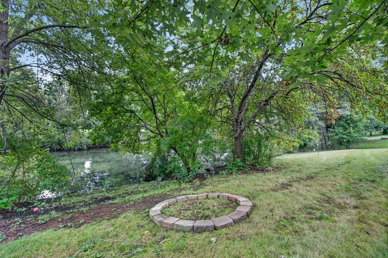 29W055 Schillinger Drive, Naperville, IL 60564