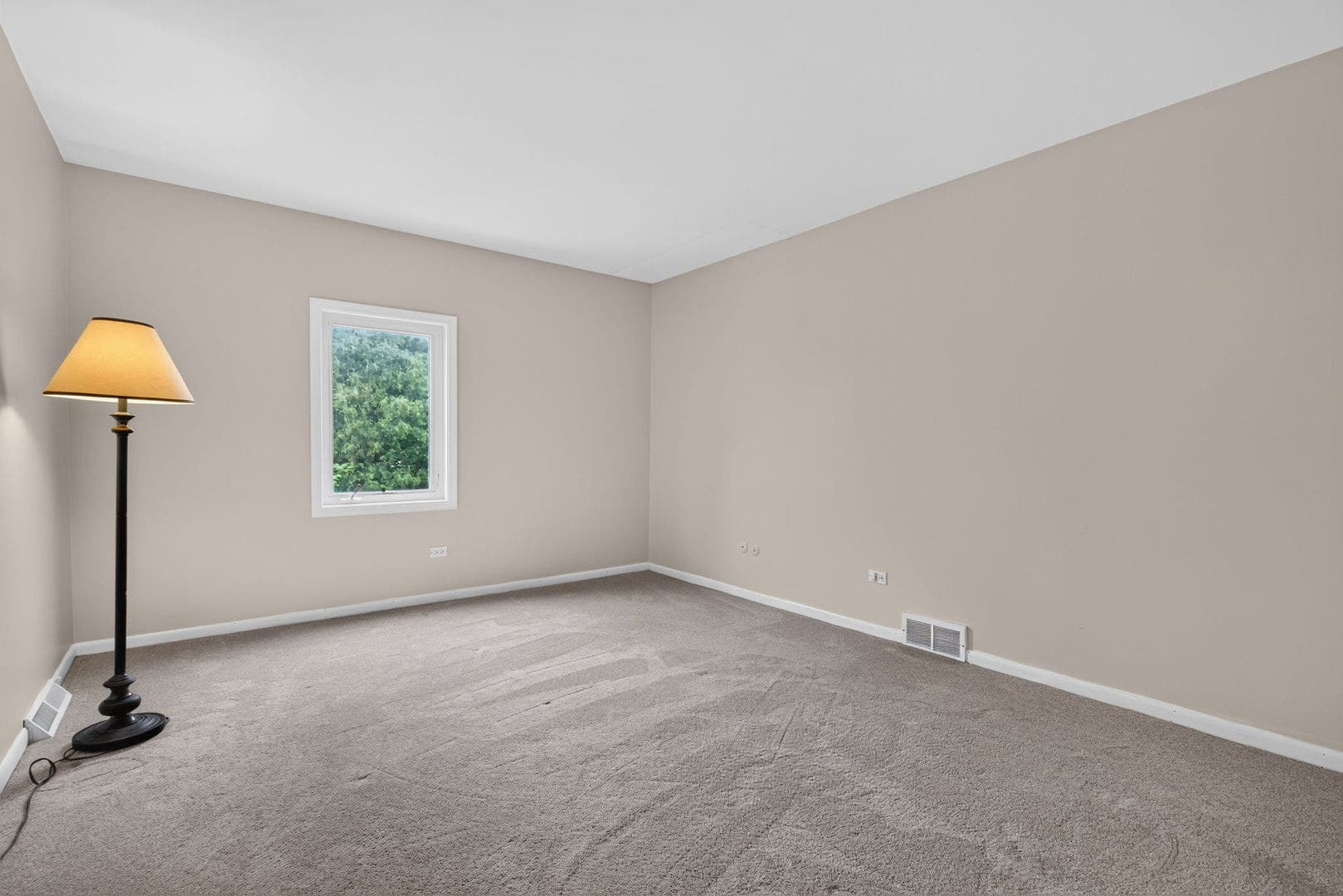 29W055 Schillinger Drive, Naperville, IL 60564