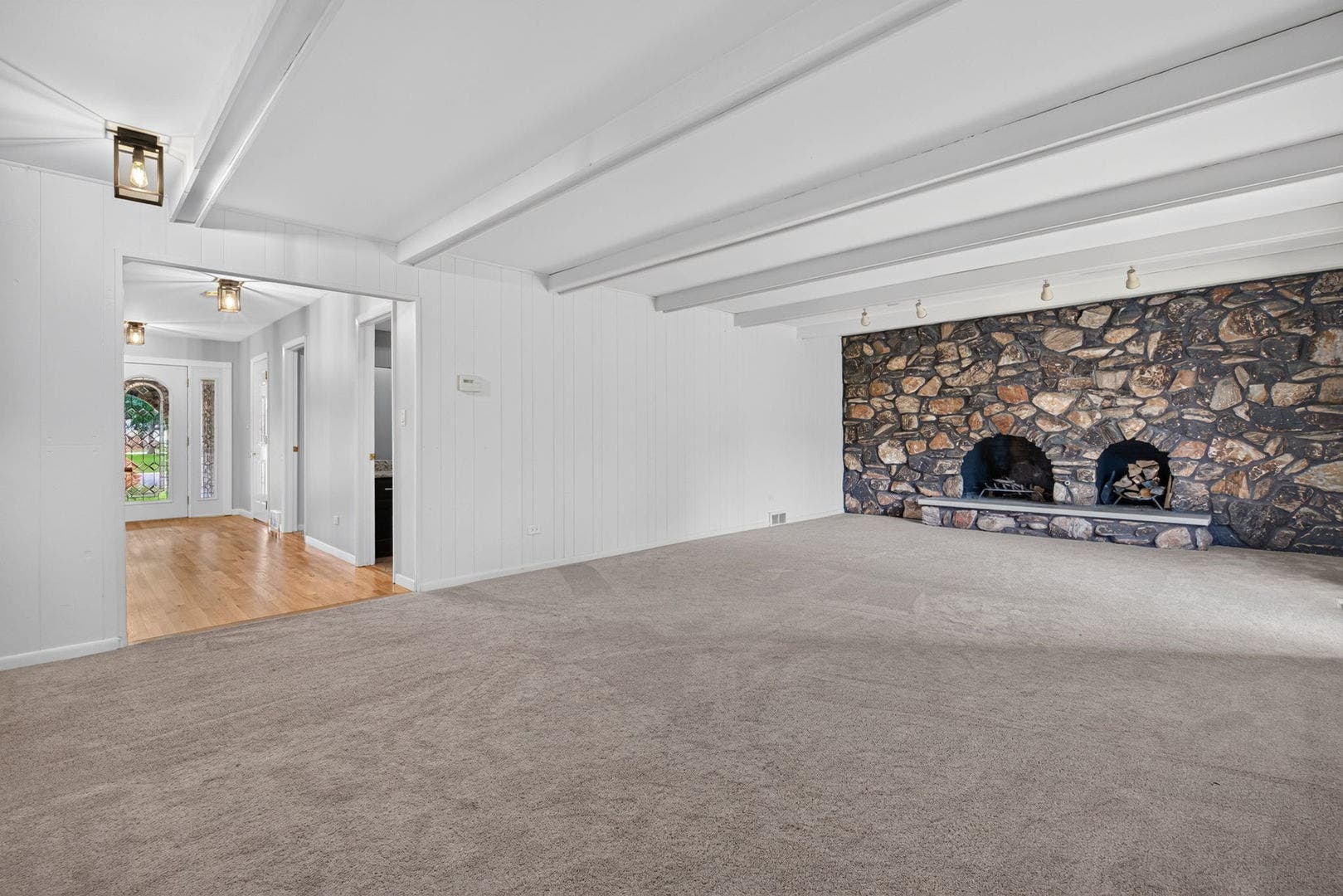 29W055 Schillinger Drive, Naperville, IL 60564