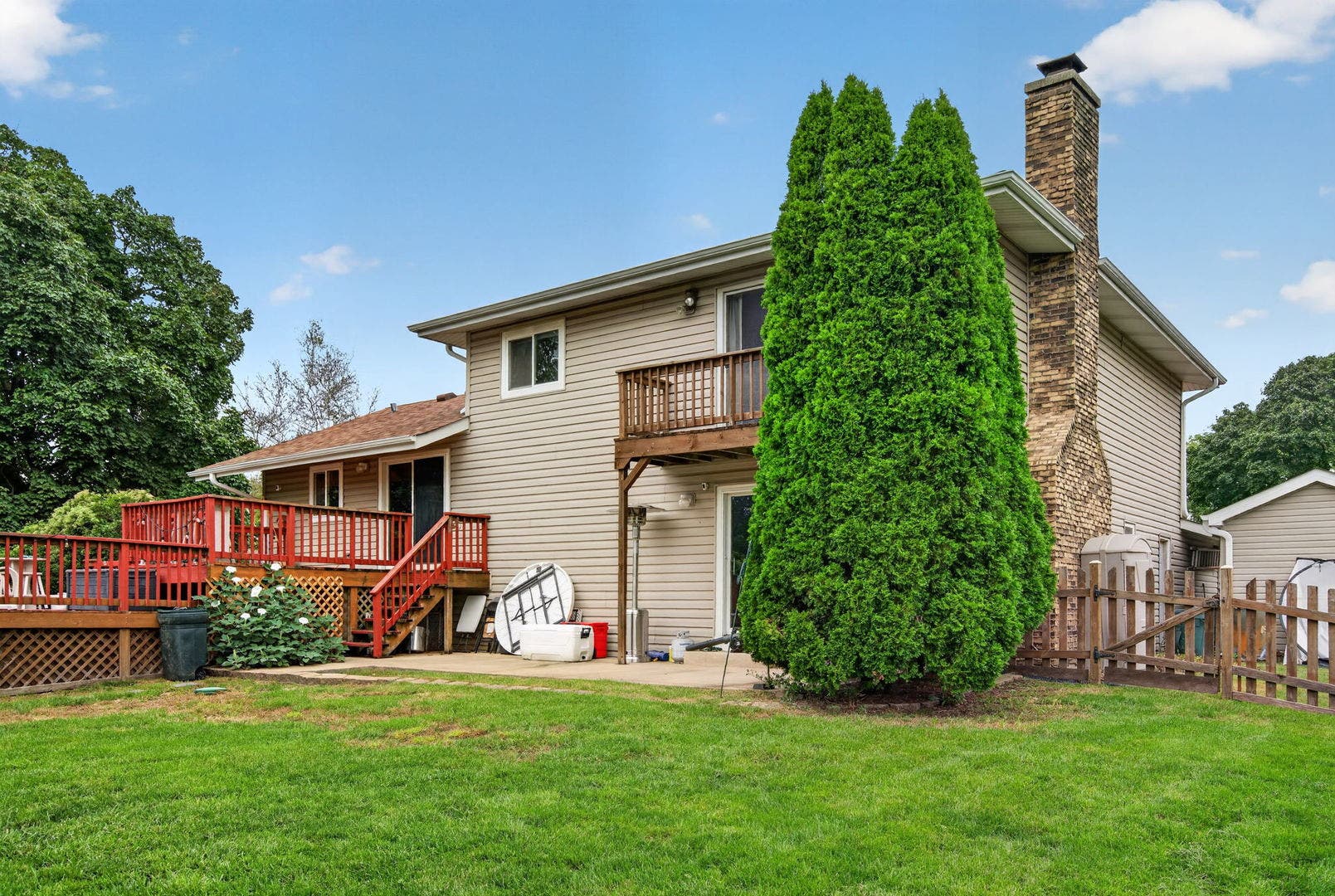 29W055 Schillinger Drive, Naperville, IL 60564