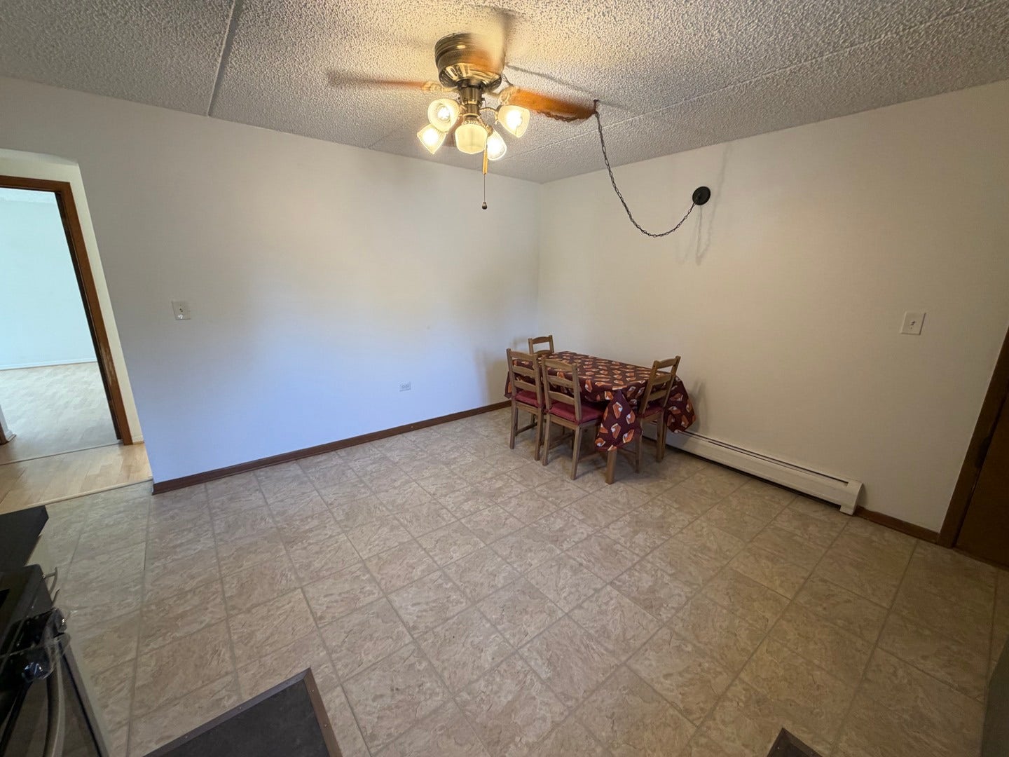 4942 Douglas Road, #206, Downers Grove, IL 60515 4942 Douglas Road, #206, Downers Grove, IL 60515