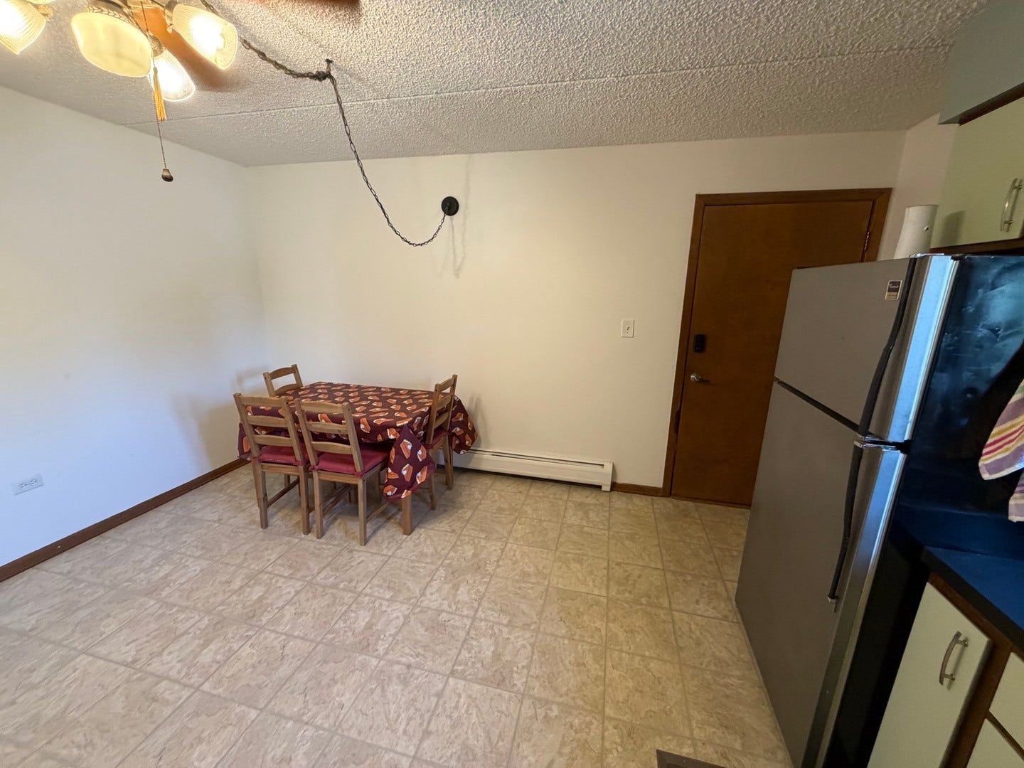 4942 Douglas Road, #206, Downers Grove, IL 60515 4942 Douglas Road, #206, Downers Grove, IL 60515