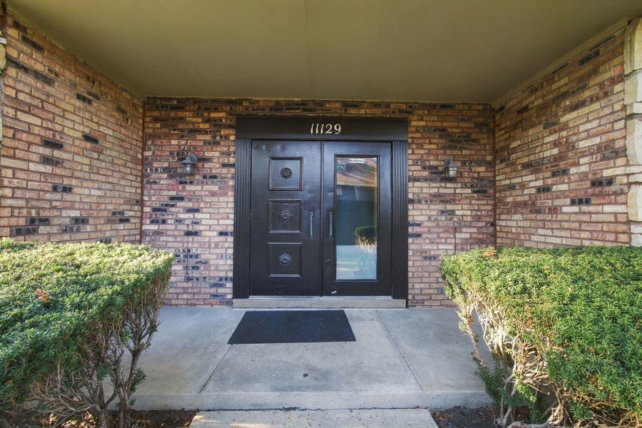 Property photo for 11129 Northwest Road, #F, Palos Hills, IL