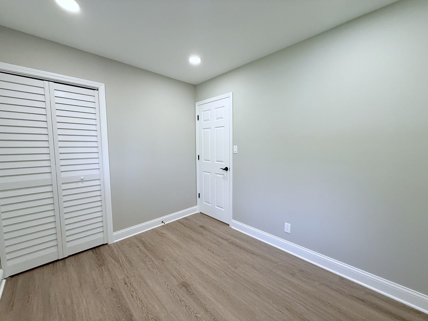 197 Hadleigh Road, Bolingbrook, IL 60440 197 Hadleigh Road, Bolingbrook, IL 60440