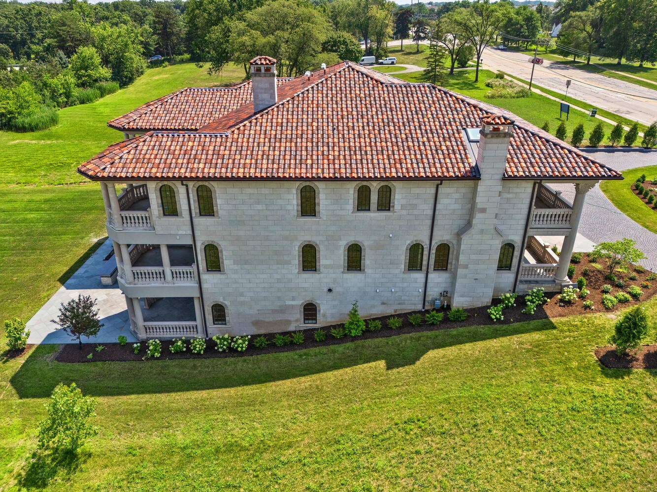 6413 S County Line Road, Burr Ridge, IL 60527