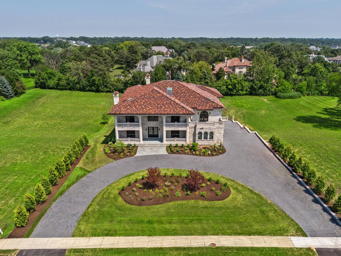 6413 S County Line Road, Burr Ridge, IL 60527