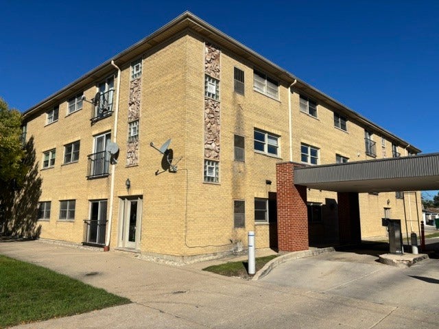 Property photo for 8320 W Belmont Avenue, #11, Chicago, IL
