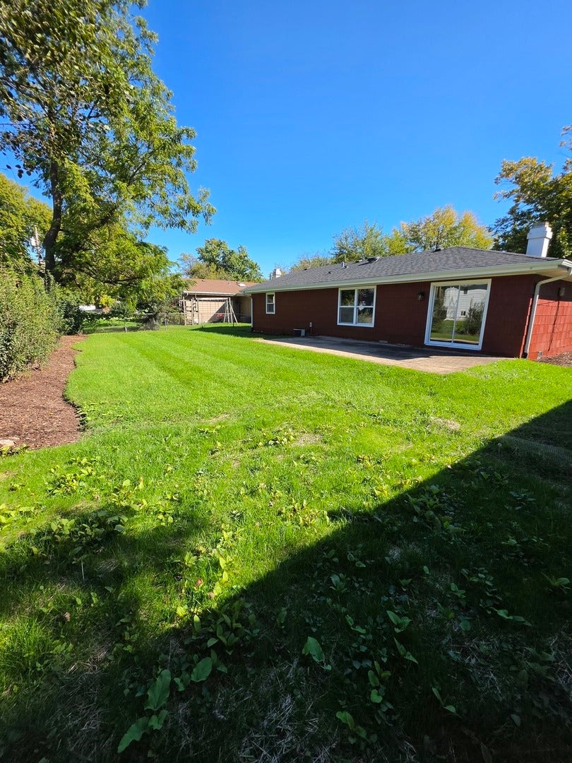 2059 Robert Street, Aurora, IL 60506 2059 Robert Street, Aurora, IL 60506
