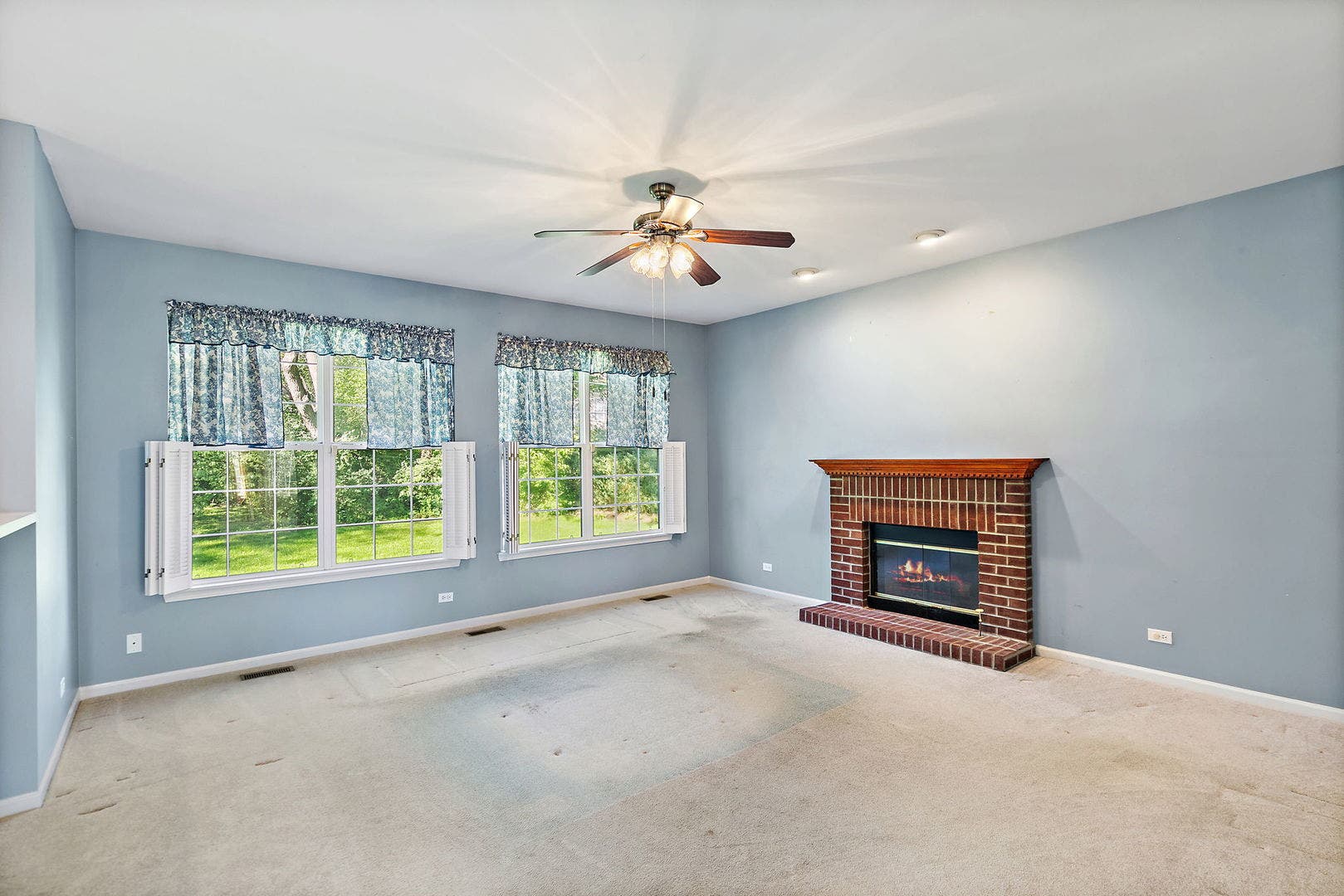 1108 Fox Path, West Dundee, IL 60118 1108 Fox Path, West Dundee, IL 60118
