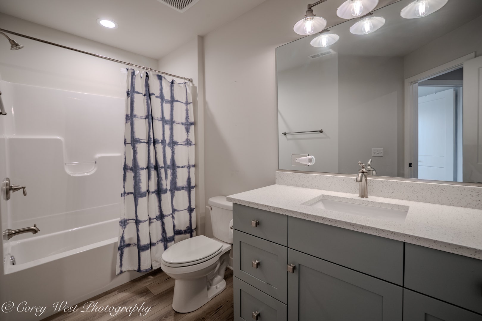 1147 Freedom Road, Elburn, IL 60119 1147 Freedom Road, Elburn, IL 60119