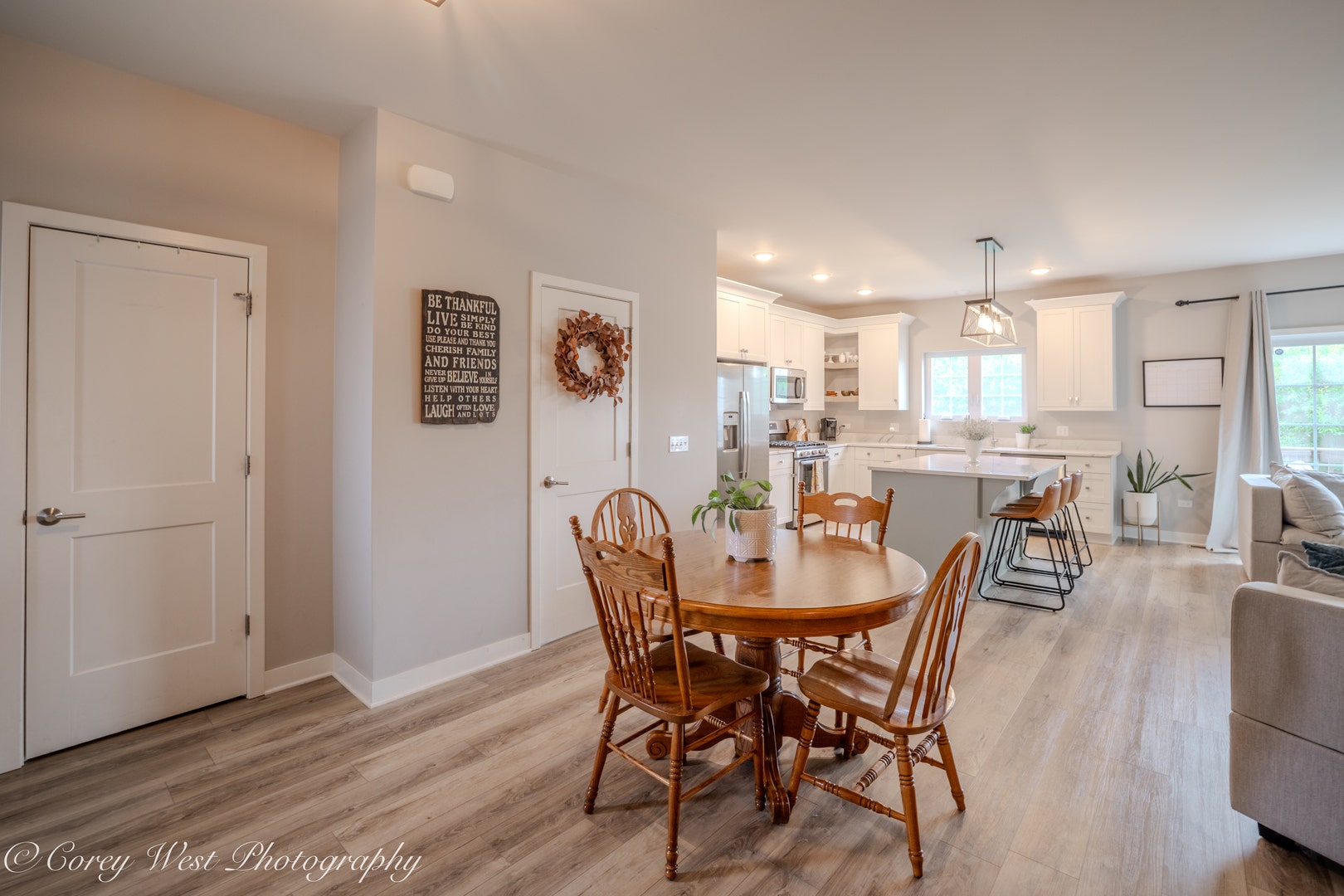 1147 Freedom Road, Elburn, IL 60119 1147 Freedom Road, Elburn, IL 60119