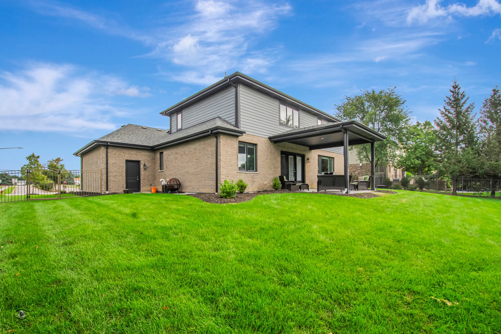 1973 Edgeview Drive, New Lenox, IL 60451 1973 Edgeview Drive, New Lenox, IL 60451