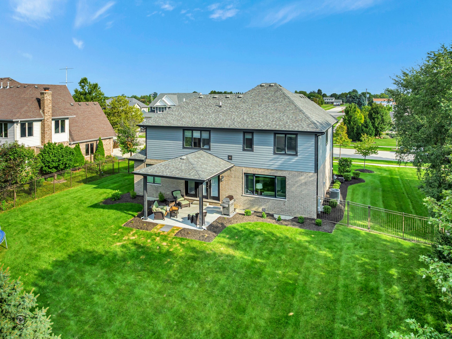 1973 Edgeview Drive, New Lenox, IL 60451 1973 Edgeview Drive, New Lenox, IL 60451