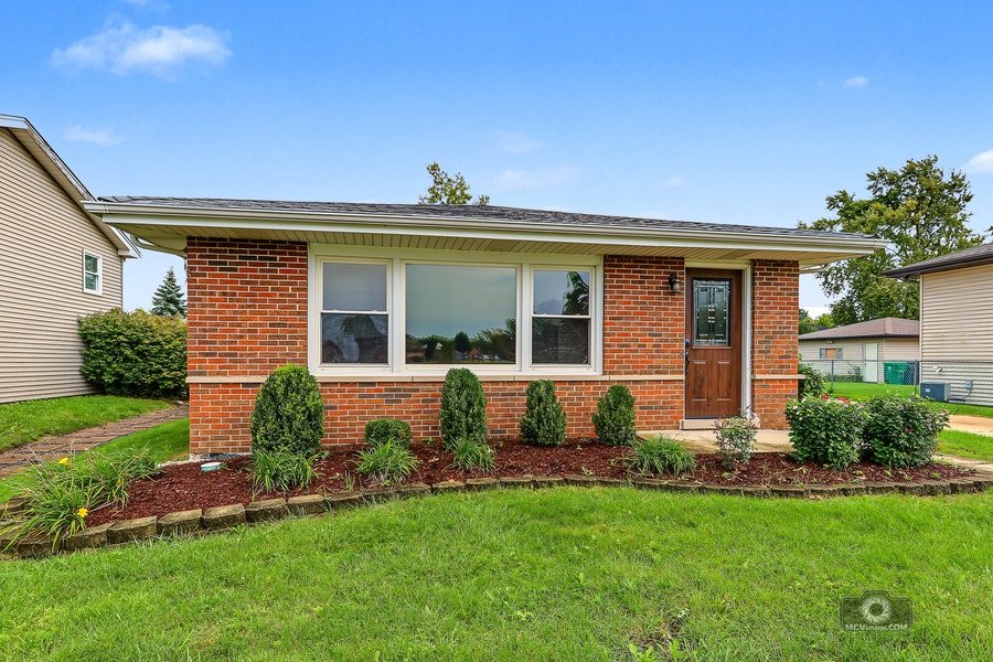 Property photo for 17921 66th Court, Tinley Park, IL