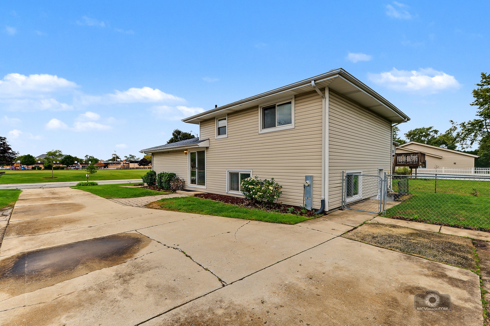 17921 66th Court, Tinley Park, IL 60477 17921 66th Court, Tinley Park, IL 60477