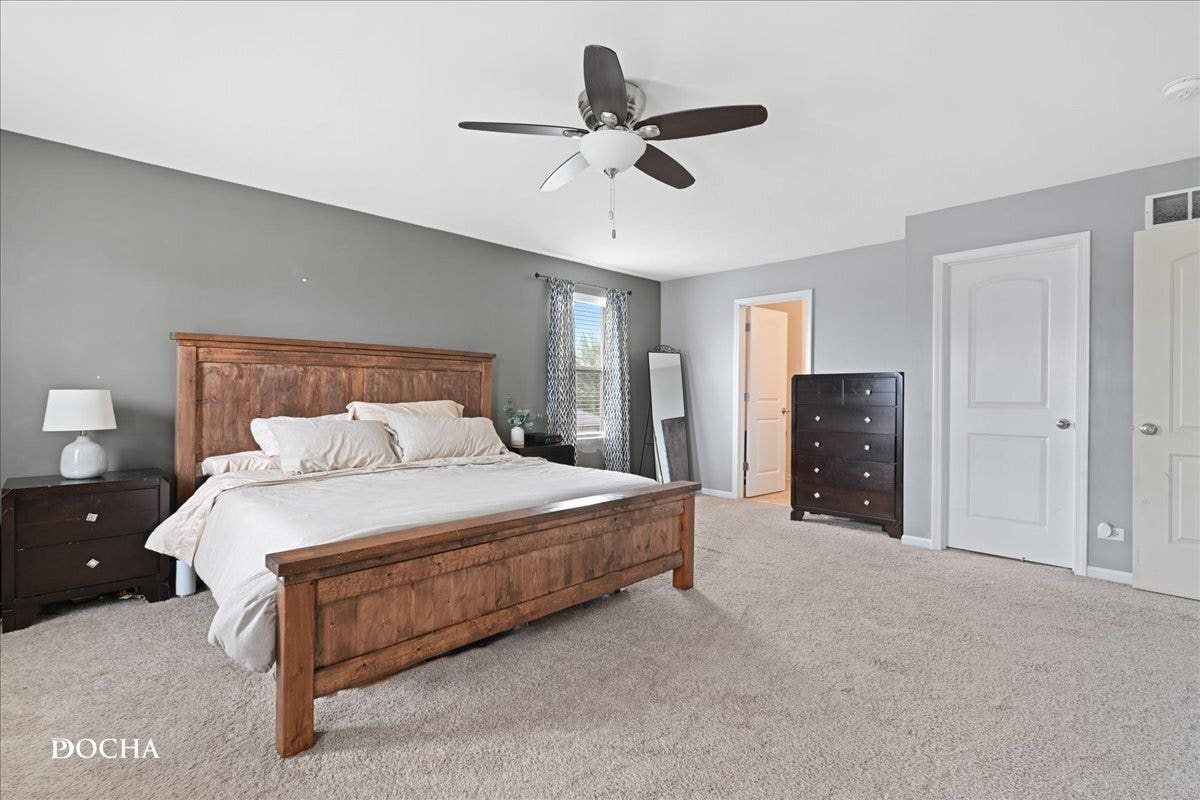 2140 Bonnieglen Drive, New Lenox, IL 60451 2140 Bonnieglen Drive, New Lenox, IL 60451
